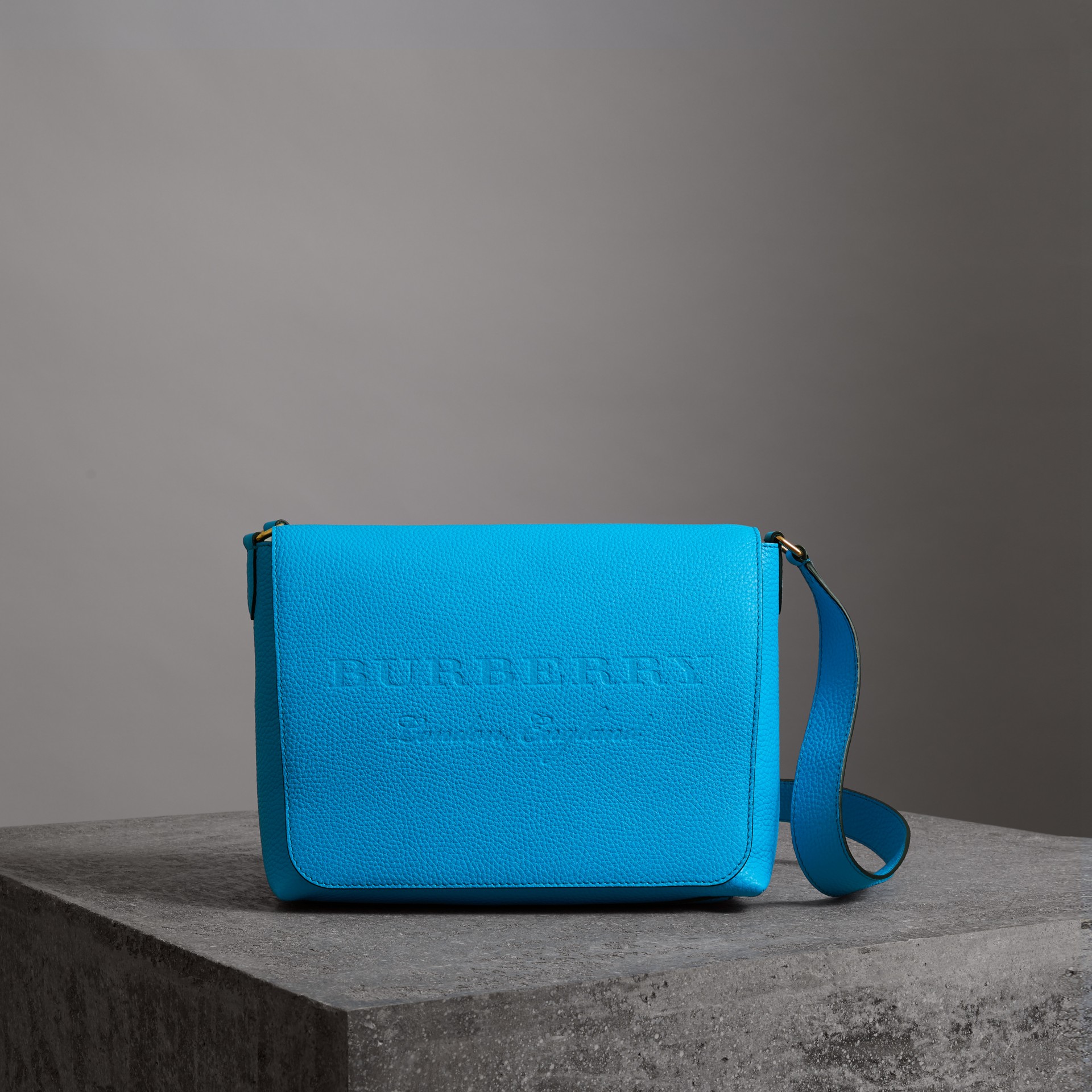 Neon Box Embossed