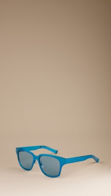 Splash Sunglasses in a Metallic Finish