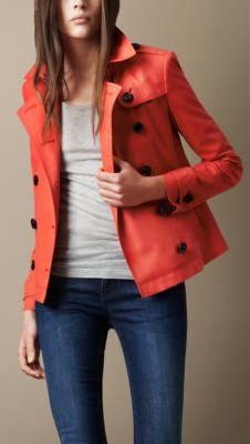 Trench coat corto en algodón