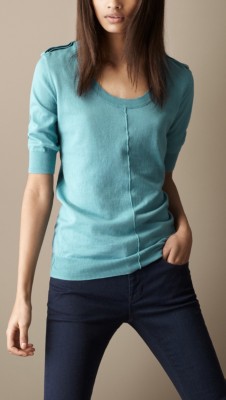 Camiseta de algodón con detalle de trabillas