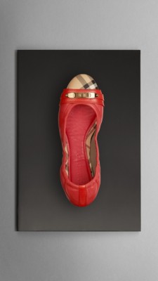 Haymarket Check Grainy Leather Ballerinas