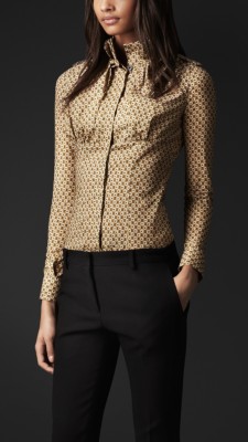 Oak Leaf Print High Collar Shirt