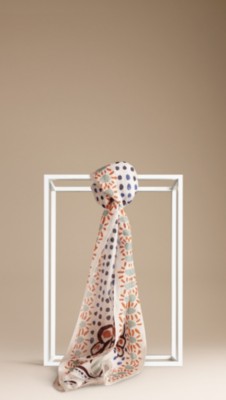 Framed Floral Print Scarf