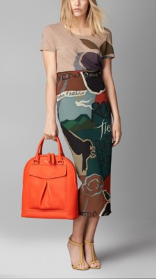 Vibrant orange The Medium Bloomsbury with Pocket Detail - Image 2