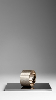 Metallic London Leather Cuff