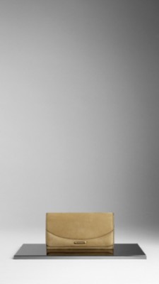 Nubuck Bridle Leather Continental Wallet