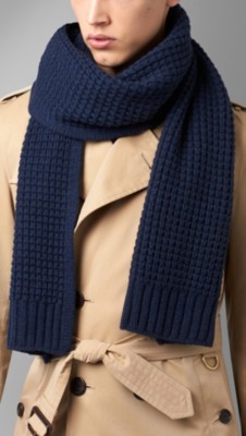 Burberry Knit Scarf images