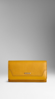 Grainy Leather Continental Wallet