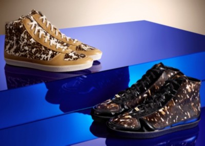 SHOP TRAINERS