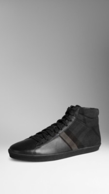 Check High-Top Trainers