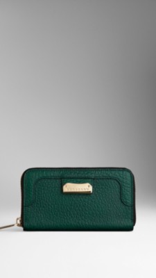 Heritage Grain Leather Ziparound Wallet