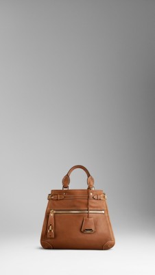 Medium Leather Lock Detail Tote Bag