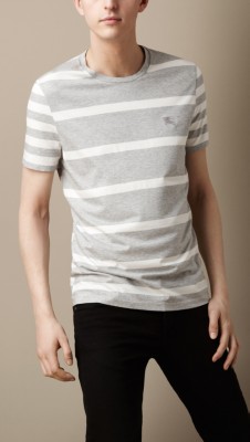Contrast Stripe Print T-Shirt