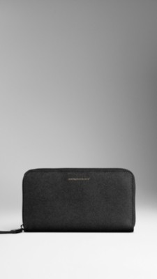 London Leather Ziparound Wallet