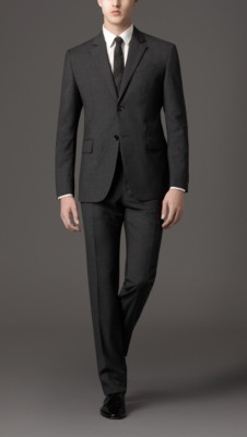 Classic Fit Virgin Wool Suit