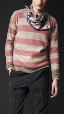 Jersey con cuello alto en cachemir