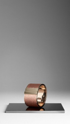 Metallic London Leather Cuff