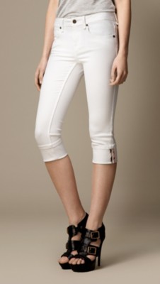 Vaqueros Capri ajustados en color blanco Buckingham