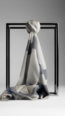 Check Wool Silk Scarf