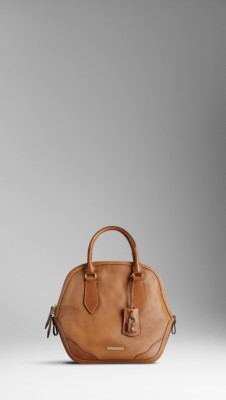 The Medium Orchard in Grainy Leather