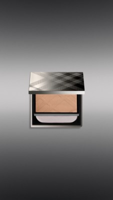 Sheer Compact Foundation - Trench No.08