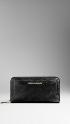 London Leather Ziparound Wallet