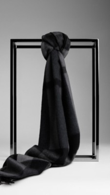 Check Cashmere Scarf