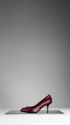 Leather Brogue Detail Pumps