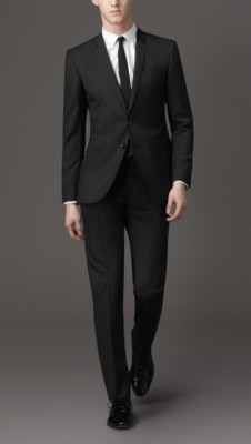 Modern Fit Virgin Wool Pinstripe Suit