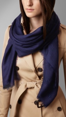Azul marinho intenso Cachecol leve de cashmere bordado - Imagem 2
