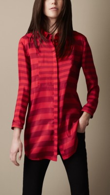 Camisa a rayas de seda con detalle de canesú