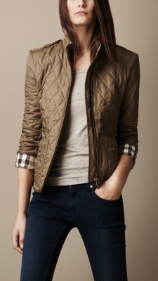 Chaqueta acolchada con puños de checks
