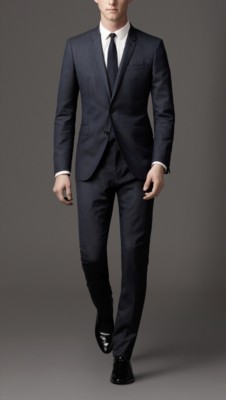 Modern Fit Virgin Wool Pinstripe Suit