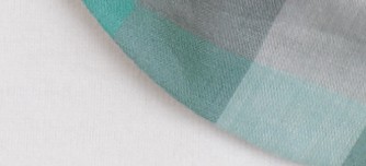 WHITE/PALE AQUA