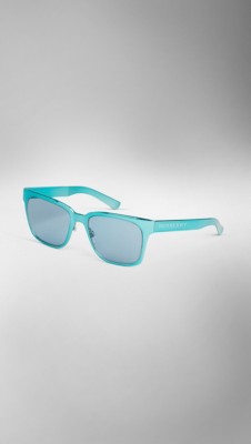 Splash Sunglasses in a Metallic Finish