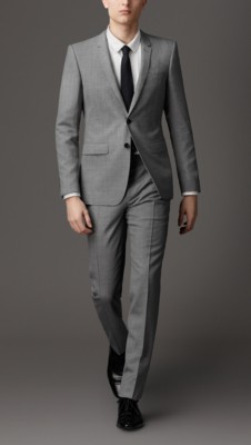 Modern Fit Virgin Wool Pinstripe Suit