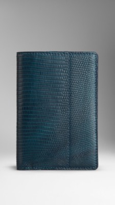 Lizard Passport Holder