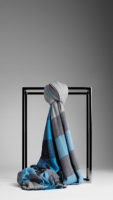 Check Crinkled Cashmere Scarf