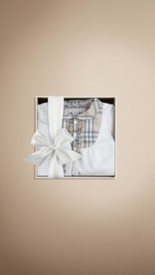 Check Detail Sleepsuit Baby Gift Set