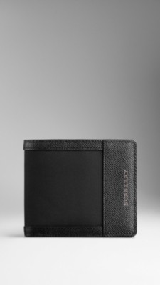 Textured Folding Wallet