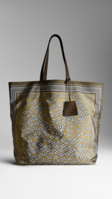 Geometric Diamond Print Tote Bag