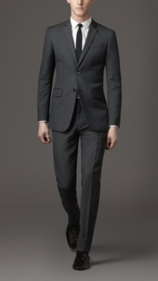 Modern Fit Virgin Wool Suit