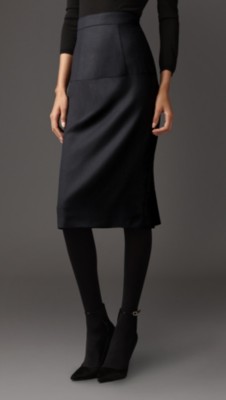 Virgin Wool Kickback Pencil Skirt