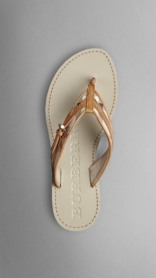Check Buckle Detail Flip Flops