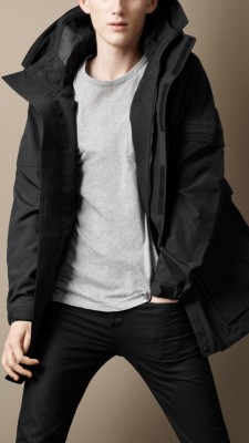 Sport Collection Seam Sealed Sailing Jacket