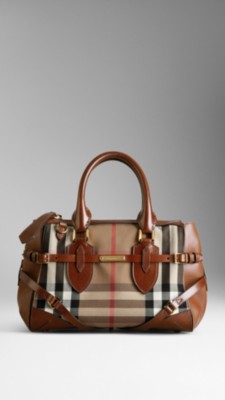 Bolso tote pequeño de checks House con detalle de cuero engrasado