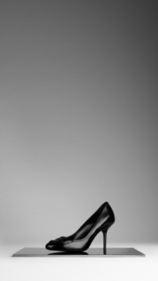 Leather Brogue Detail Pumps