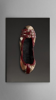 Bridle House Check Ballerinas