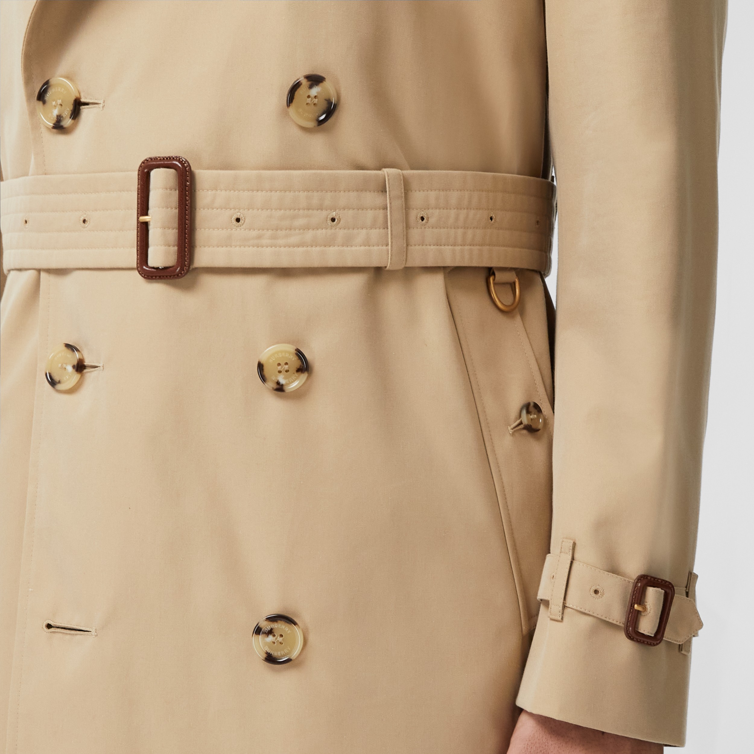 The Mid-length Kensington Heritage Trench Coat in Honey - Men | Burberry®  Official