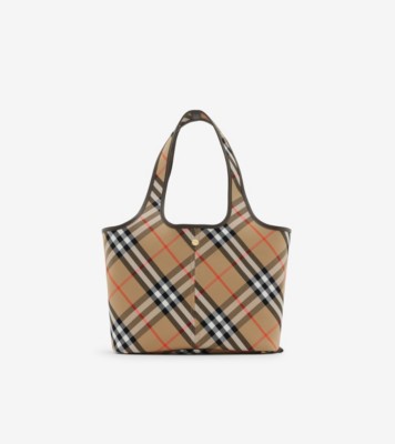 Burberry giant tote hotsell